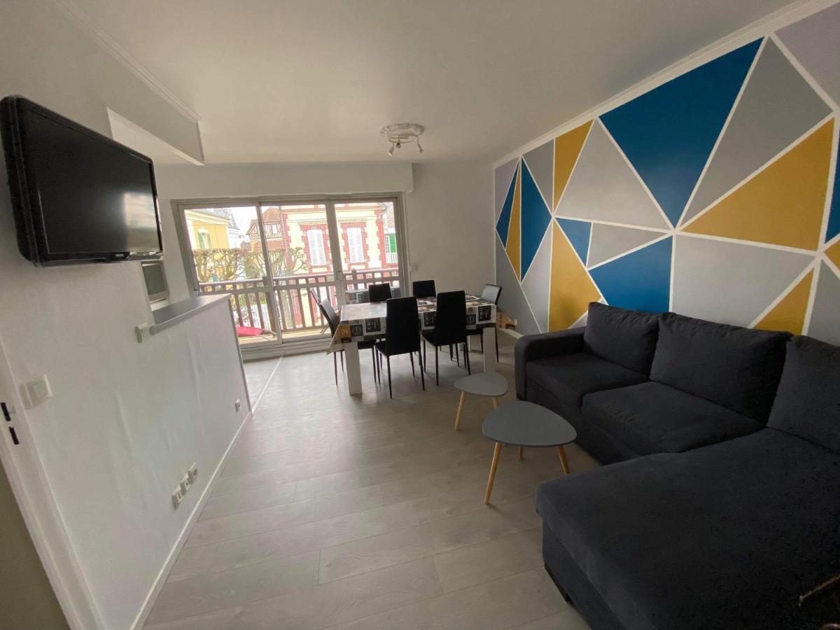 Cabourg Centre, Appartement Pour 4 Personnes A 100M De La Mer Экстерьер фото