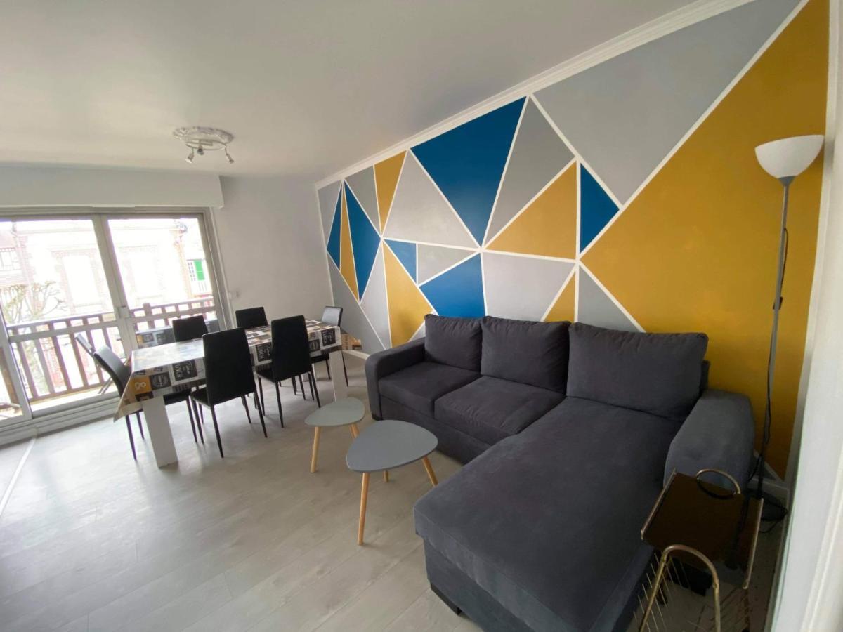 Cabourg Centre, Appartement Pour 4 Personnes A 100M De La Mer Экстерьер фото